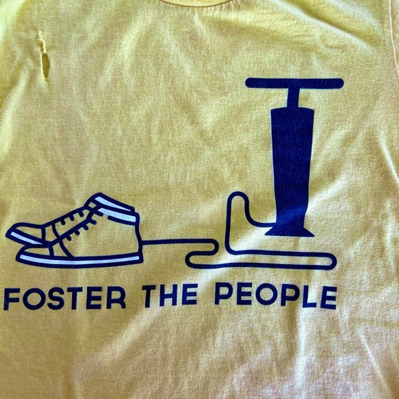 Pumped up kicks – Foster the People distressed cropped T-shirt - Picture 2 of 5